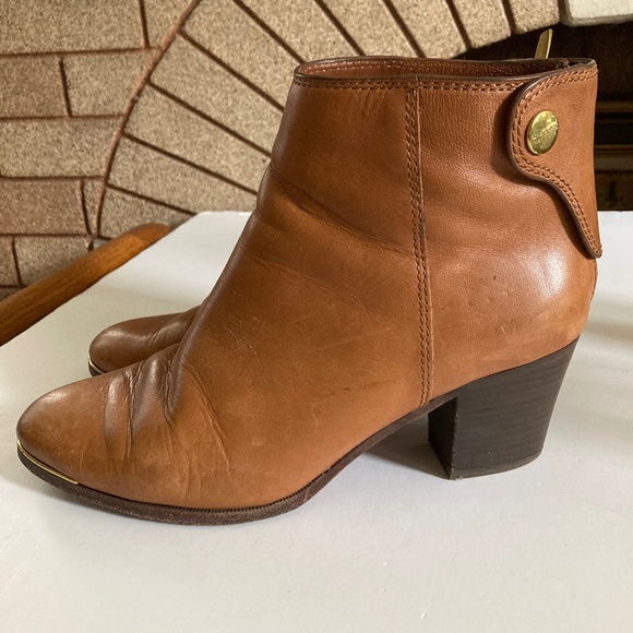 Coach Waldorf Boots Calf Leather Back Brass Toe Heeled Ankle Boots Women’s 7.5 - Picture 1 of 12